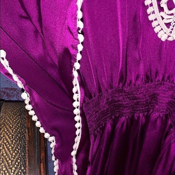 juniors shirt size medium  - Picture 2 of 8